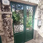 Cortile Via Sales 11 Апартаменты Эриче